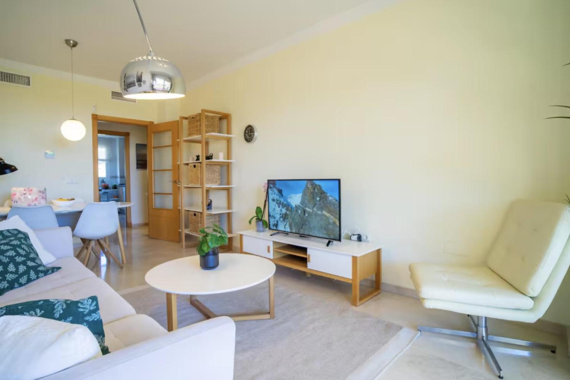 Cyv Nice Apartment W A Pool Close To The Beach Benalmadena Exterior photo